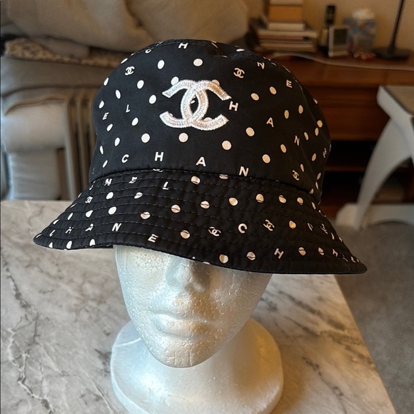 EUC Chanel Black and White Polka Dot Bucket Hat size small main image 8